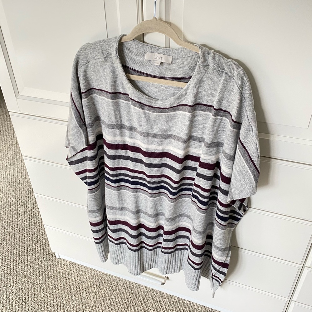 Poncho like LOFT sweater